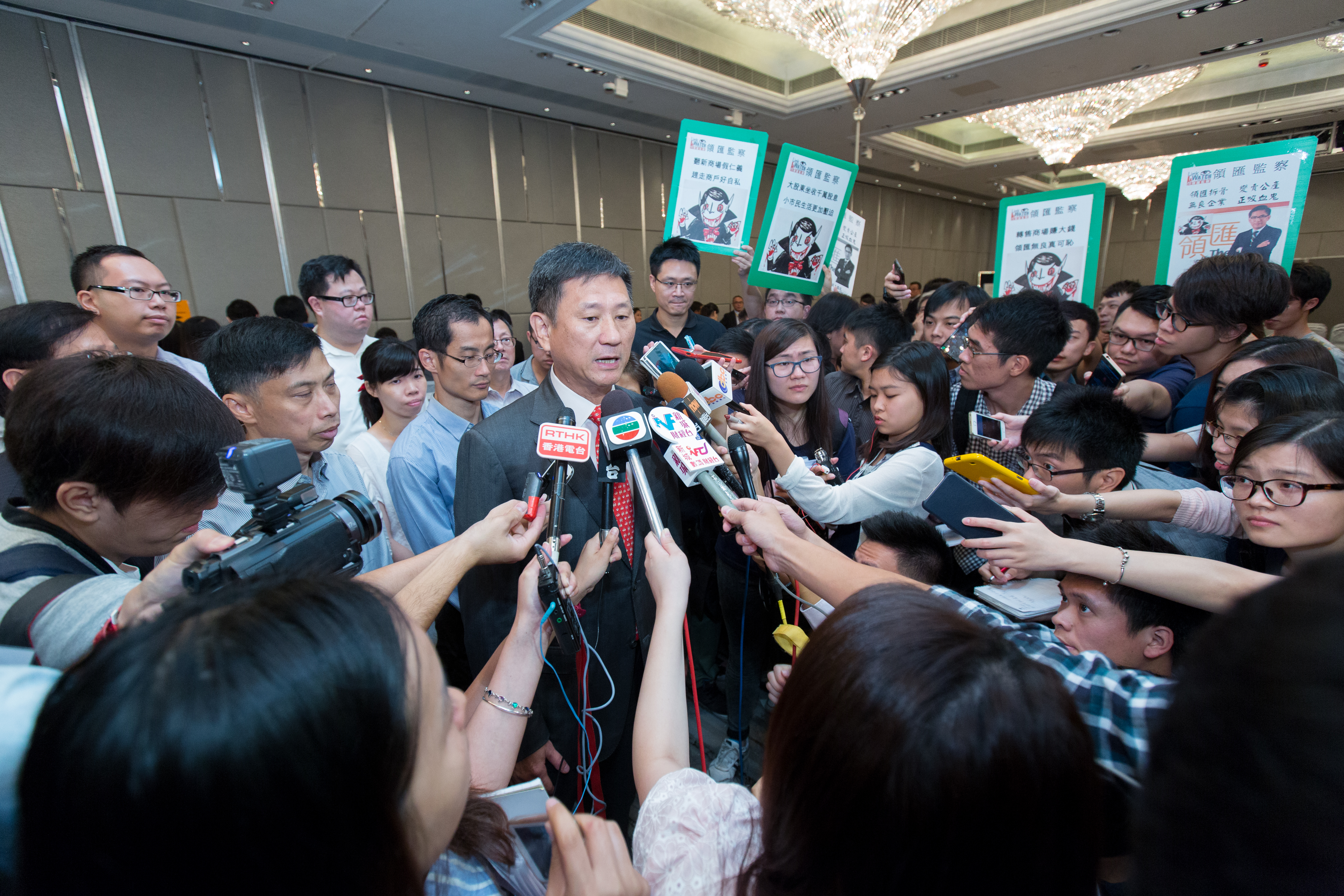 bc-answers-questions-from-the-press.